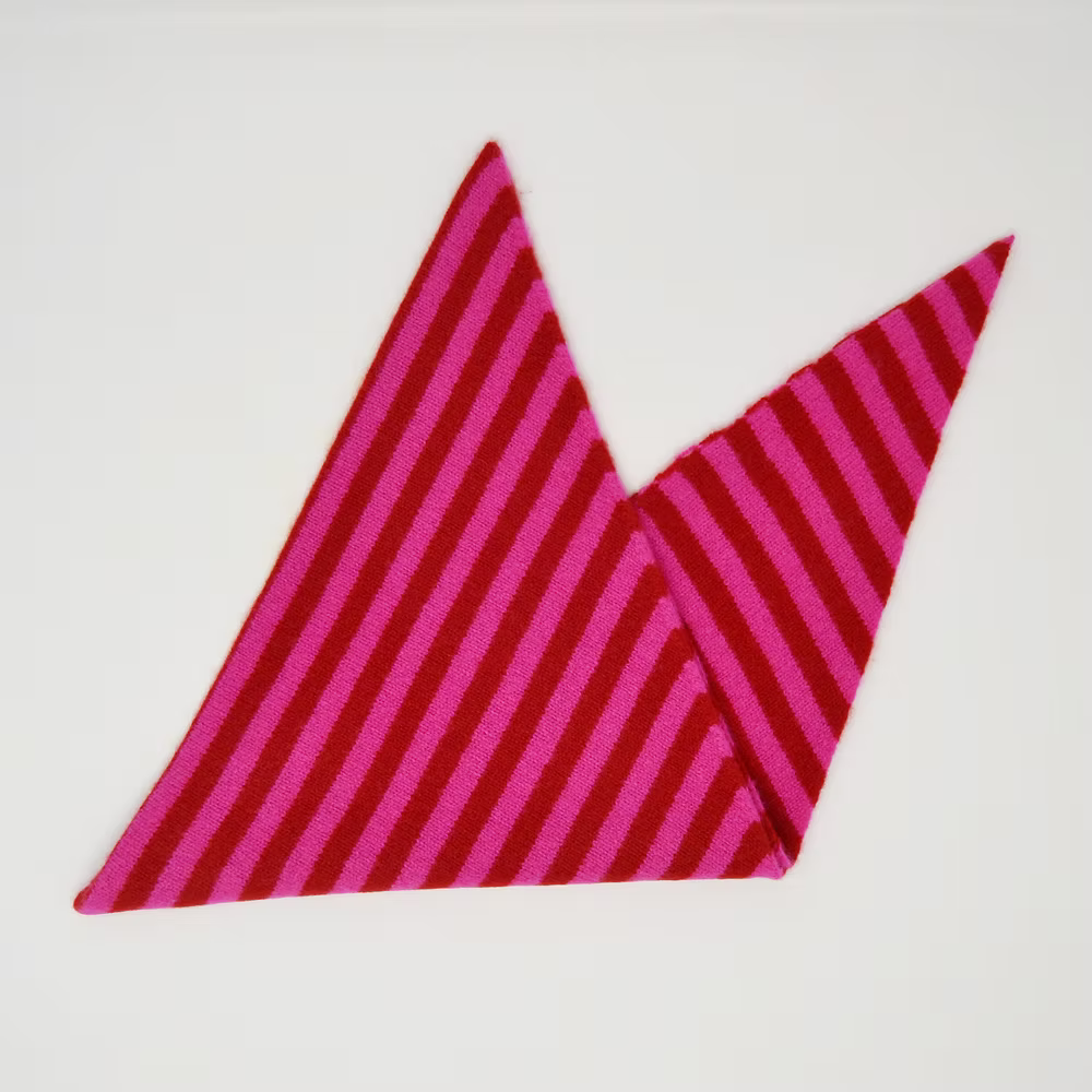 Scarlet Knitwear Pink/red Triangle Scarf