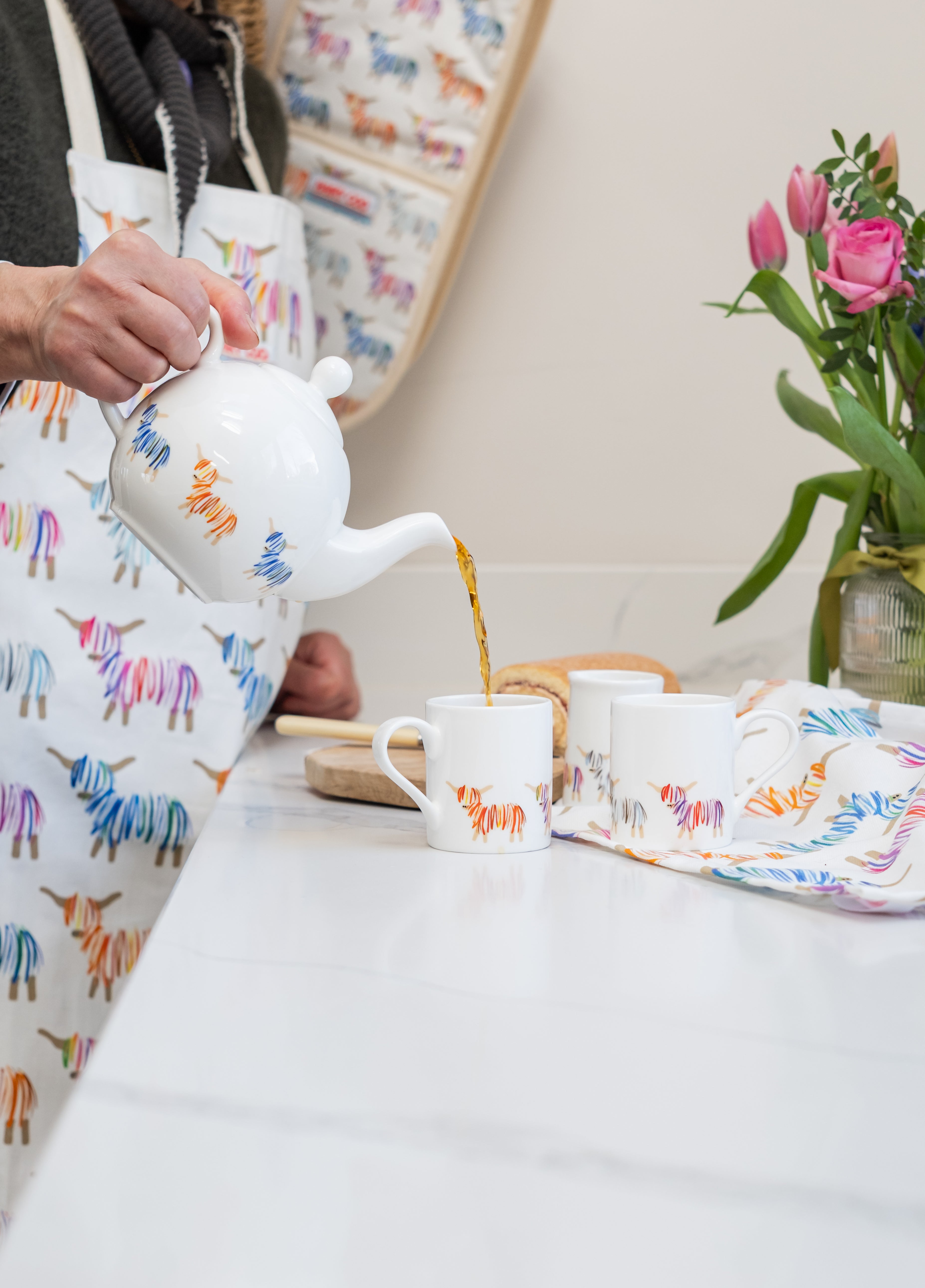 Highland Cow Tea Pot