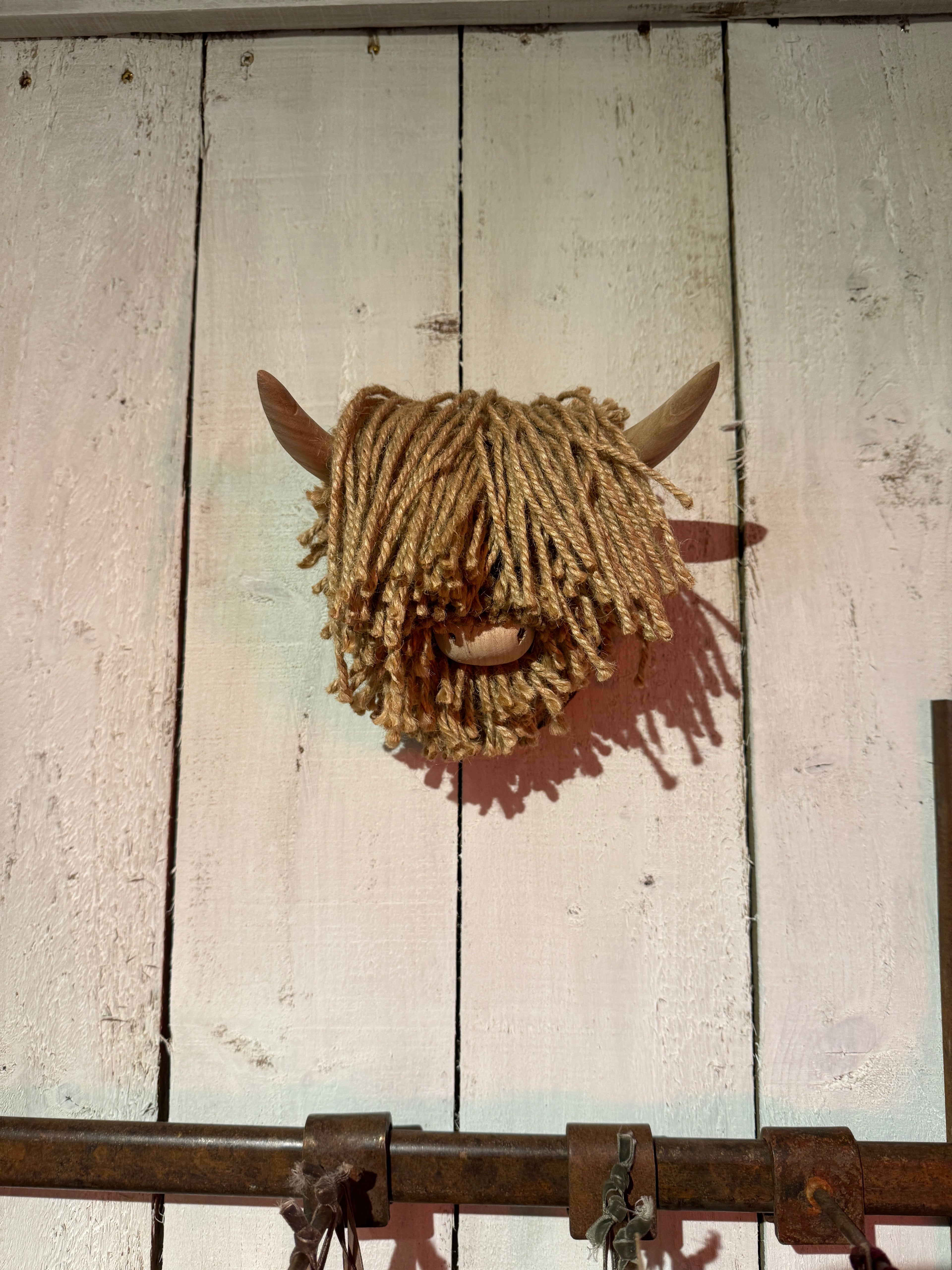 Aquarelle Mini Trophy Head